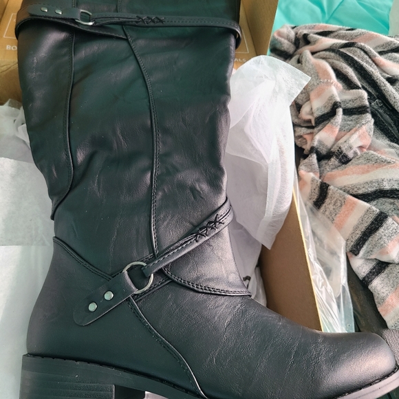 Journee collection boots - Picture 3 of 5